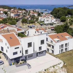 Casa Nera , Funtana Kroatien